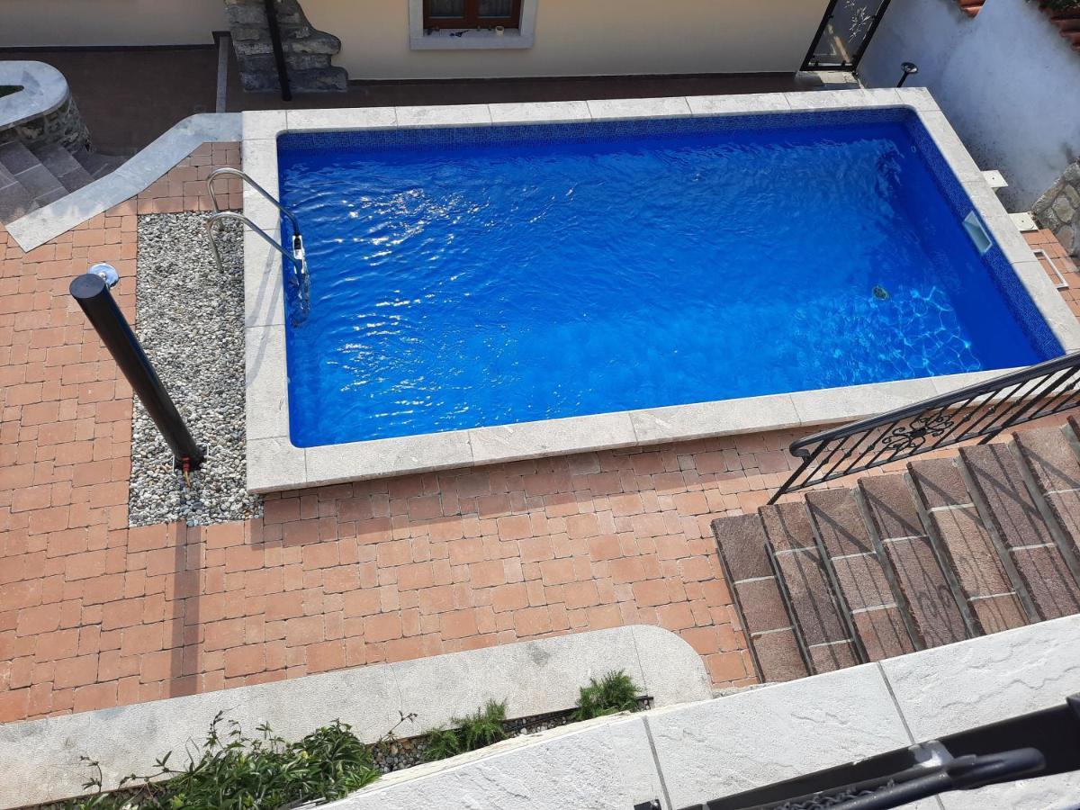 Kuca Za Odmor Villa Jurdani Екстериор снимка
