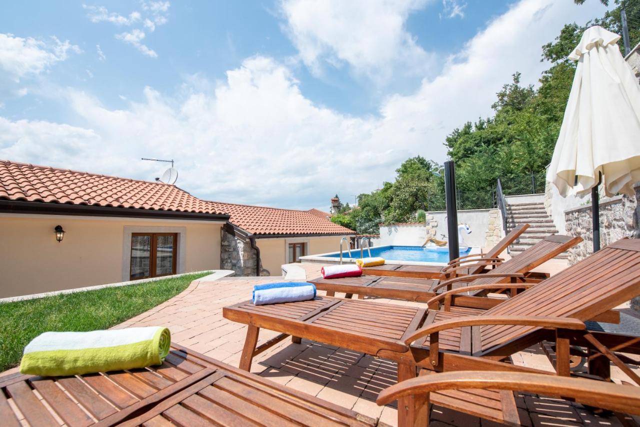 Kuca Za Odmor Villa Jurdani Екстериор снимка