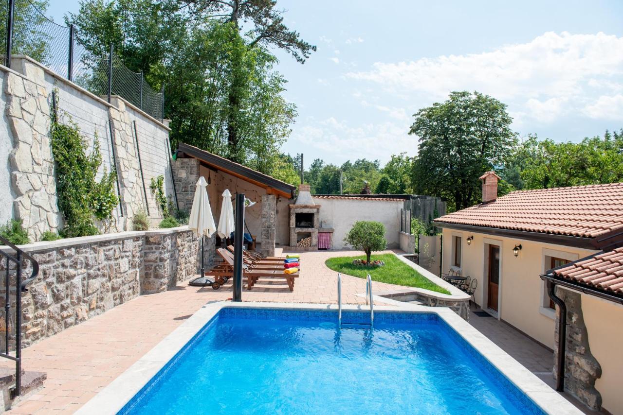 Kuca Za Odmor Villa Jurdani Екстериор снимка