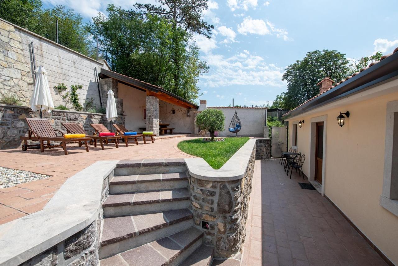 Kuca Za Odmor Villa Jurdani Екстериор снимка